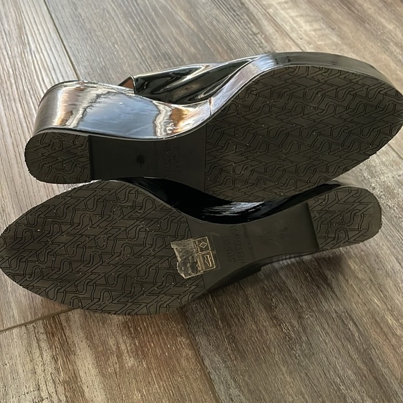 Stuart Weitzman Jean Black Patent Wedge 7.5 - Picture 10 of 10
